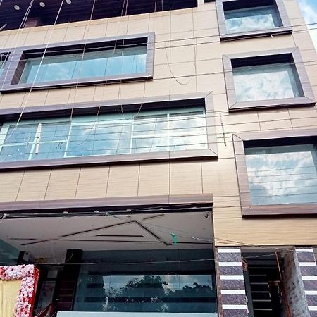 לקנאו Hotel Citrus מראה חיצוני תמונה